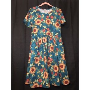 Sunflower Shortsleeved Dress W/Pockets